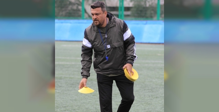 Salihli Belediyespor, Murat Kahraman ile devam ediyor
