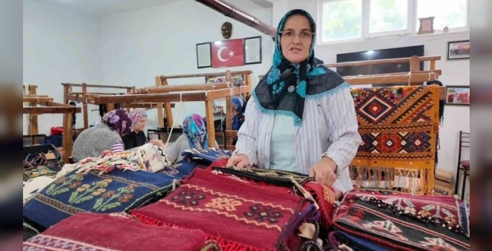 Tekirdağ'da 200 yıllık cicim dokuma geleneği yaşatılıyor