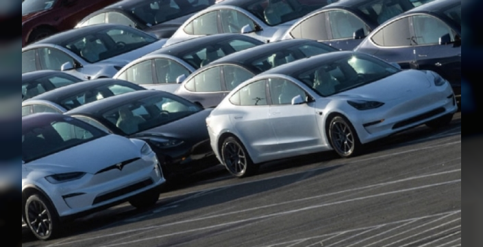 Tesla, 2,98 milyon aracı geri çağırıyor
