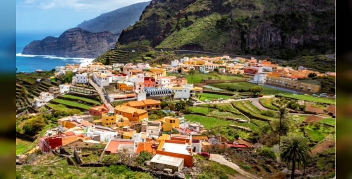 Vadilerde yankılanan gizemli bir dil: La Gomera'da ıslıklarla konuşan insanlar