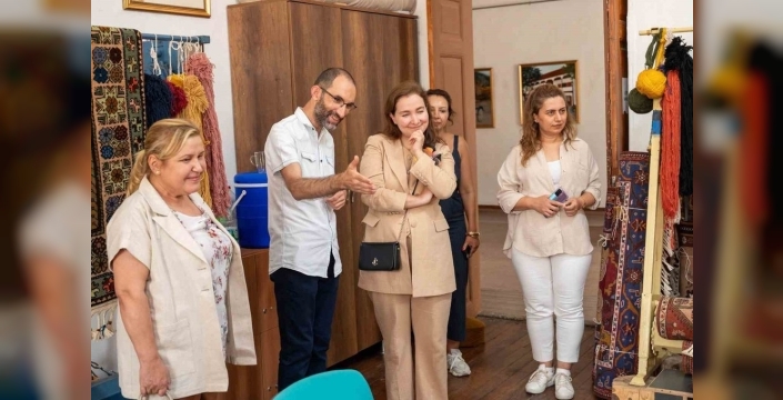 Viyana Milletvekili Bozatemur Muğla Olgunlaşma Enstitüsü'nü ziyaret etti