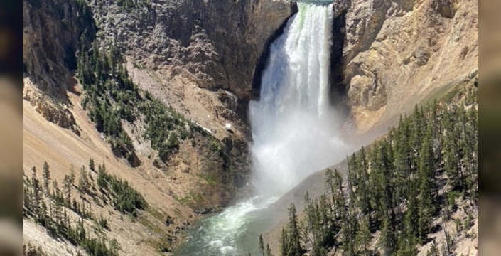 Yellowstone göllerinden 150 yıldır duyulan gizemli sesler