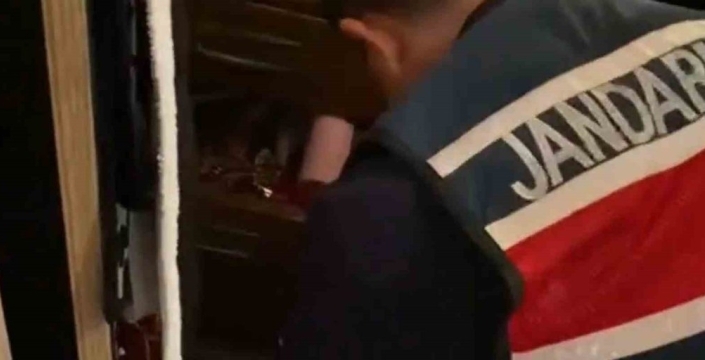 Alışverişte güven kazanarak dolandırıcılık yaptılar