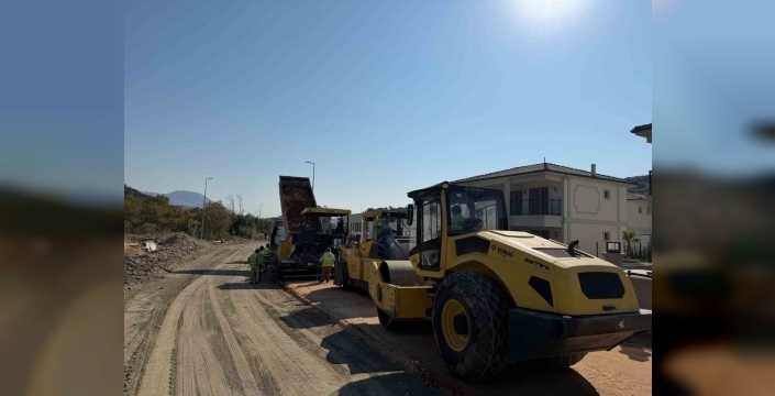 Aydın'da 17 ilçede eş zamanlı yol çalışmaları