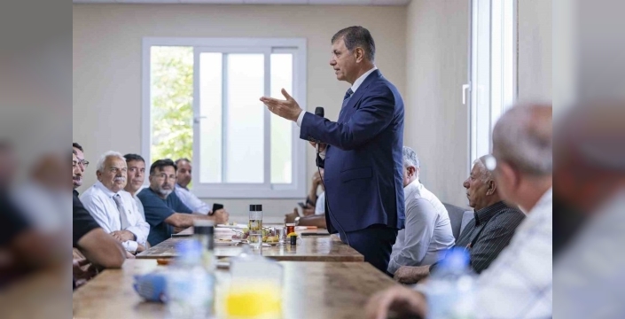 Başkan Tugay, Buca'daki muhtarlarla bir araya geldi