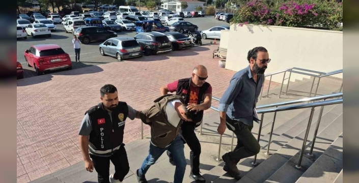 Bodrum'da cinayet şüphelisi F.D. adliyeye sevk edildi