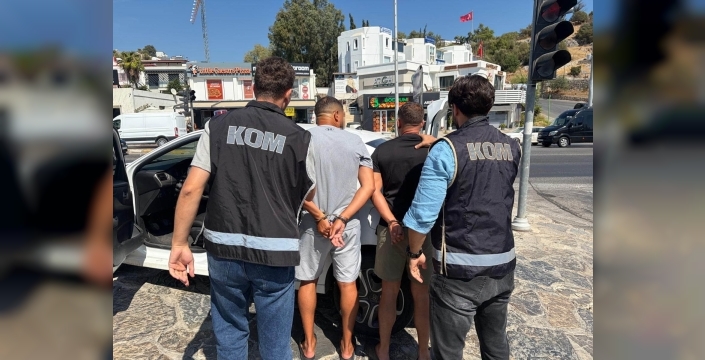Bodrum'da kırmızı bültenle aranan şüpheli sahte kimlikle yakalandı