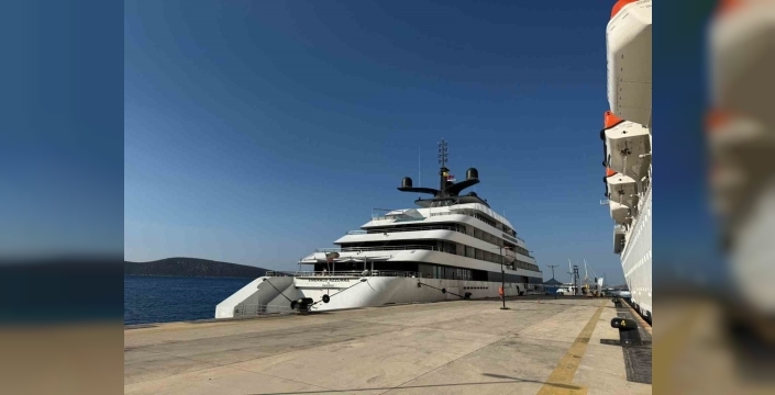 Bodrum Limanı, iki kruvaziyer gemisiyle 836 yolcu ağırladı