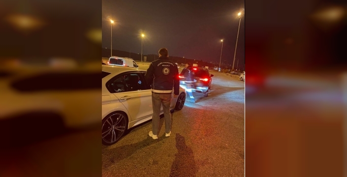 Bursa'da 10 kaçak göçmen yakalandı