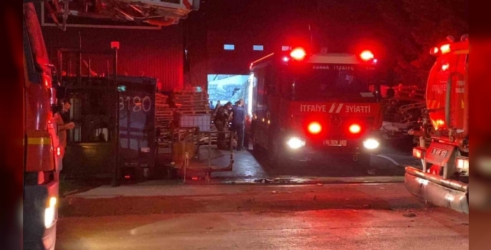 Bursa'da tekstil fabrikasında yangın çıktı