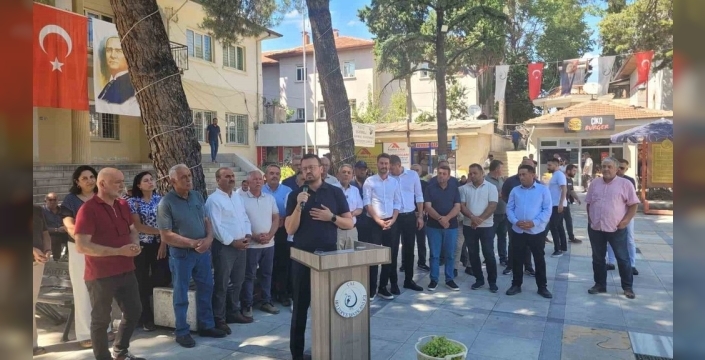 Çal belediye başkanı üzüm fiyatlarına tepki gösterdi