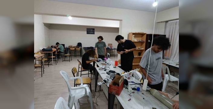 Çivril BİLSEM'in ULGEN Roket Takımı, başarıyla uçuş yaptı
