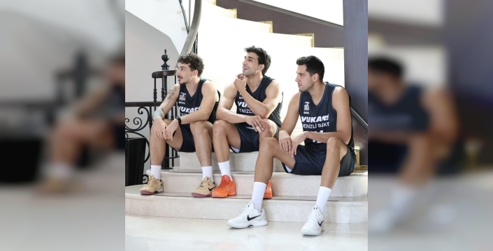 Denizli Basket yeni sezon kadrosunu tanıttı