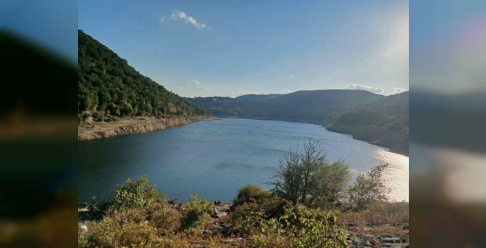 Gönen-Yenice Barajı'nda su seviyesi kritik düzeye geriledi
