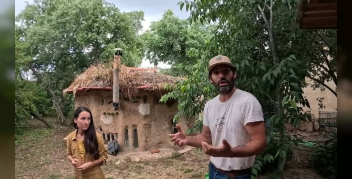 Güneş enerjisi ve eski kuyu ile faturalarından kurtuldular