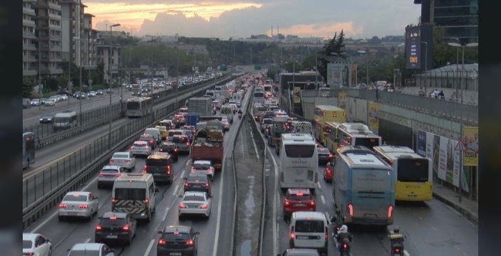 İstanbul trafiği yılda 10 milyar dolara mal oluyor
