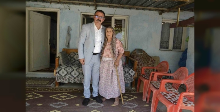 Kaymakam Ateş, Atça'daki aileleri ziyaret etti
