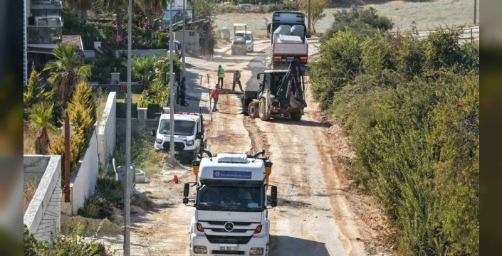 Kuşadası'nda yeni kanalizasyon hattı yapılıyor