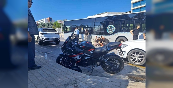Menteşe'de yaya motosiklet kazasında yaralandı