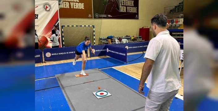 Milli sporcu Sıla Aleyna Muğla'yı şampiyonada temsil ediyor