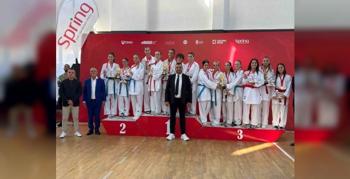 Nurbade Büber’den Avrupa’da iki madalya