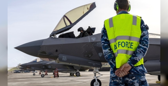Pentagon F-35 parçalarının Çin'e sızdığını doğruladı
