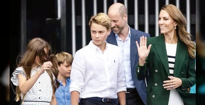 Prens George'un Eton College'da akıllı telefon yasağı