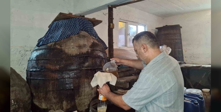 Safranbolu'da geleneksel üzüm sirkesi üretimi başladı