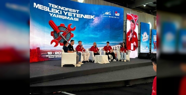 TEKNOFEST 2026'da İzmirli öğrenciler öne çıktı