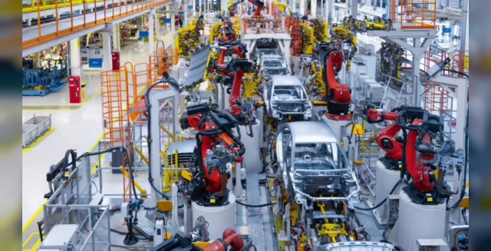 Toyota, fabrikalarında 400 bin insansı robot kullanacak