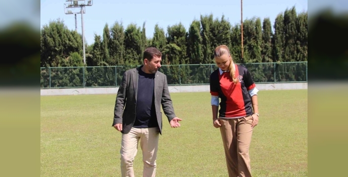 Turgutluspor'un yeni teknik direktörü Zeynep Mestan oldu