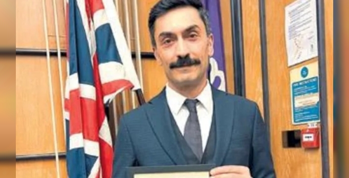 Türk restoran müdürü, Londra'da çocuğu kurtardı