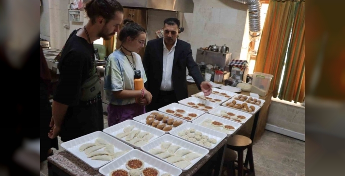Urfa'nın kaybolan lezzetleri gençlere öğretiliyor