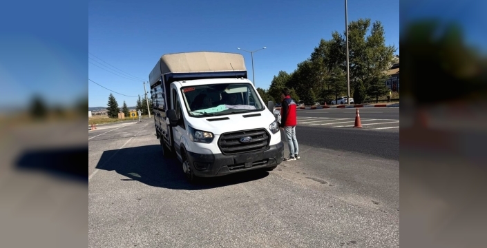 Uşak'ta hayvan hastalıklarına karşı denetimler sürüyor