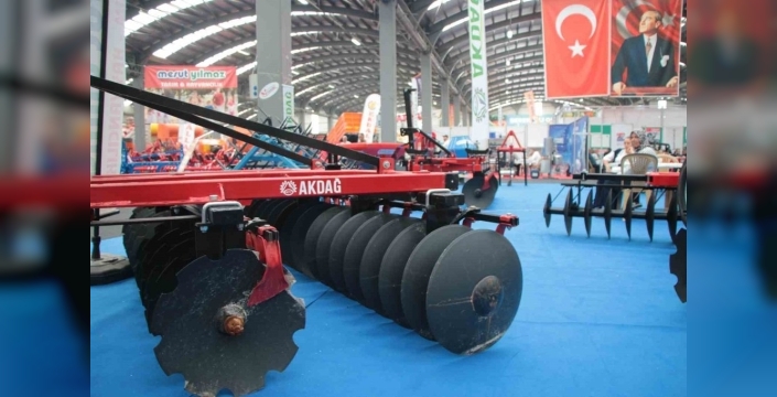 Uşak'ta tarım fuarı kapılarını açtı