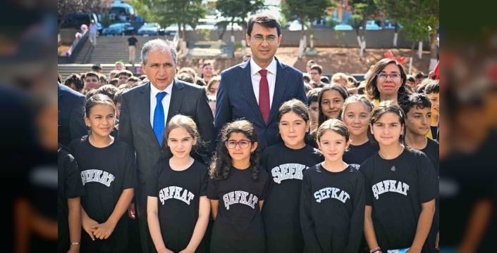 Uşak'ta yeni eğitim öğretim yılı başladı