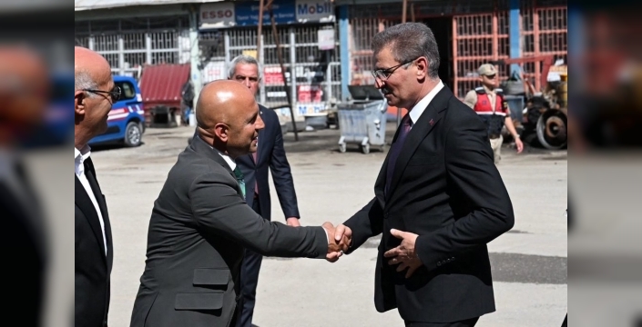 Vali Aydın Baruş, Olur ilçesinde ziyaretlerde bulundu