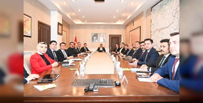 Vali Baruş, ilçe kaymakamlarıyla toplandı