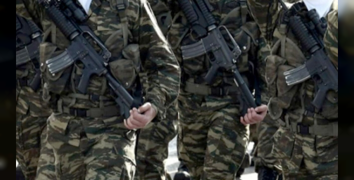 Yunanistan, yeni vatandaş-asker savunma modelini uygulamaya alıyor