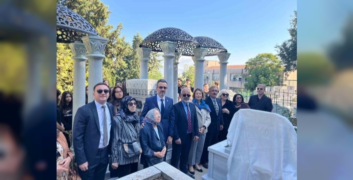 Zeki Müren, ölümünün 30'uncu yılında Bursa'da anıldı