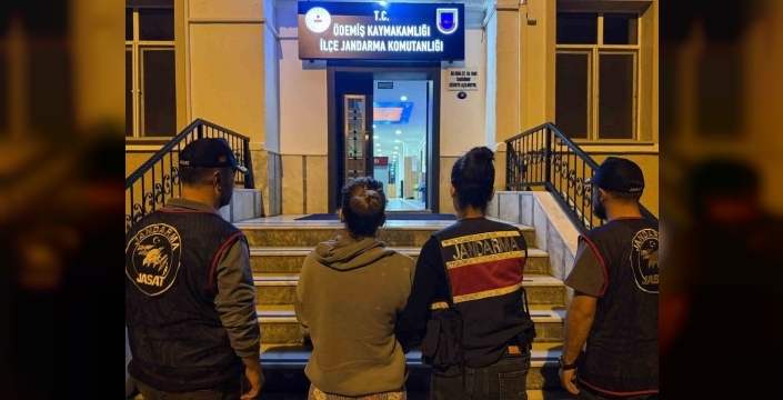 23 yıl hapis cezası olan kadın gizli bölmede bulundu