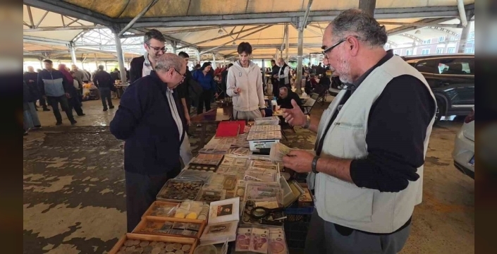 69 yaşındaki koleksiyonerden 54 yıllık birikimini sergiliyor