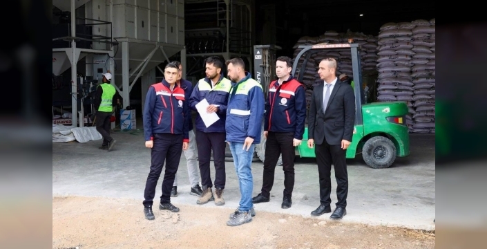 Afyonkarahisar'da tohumluk ayçiçeği üretimi takip ediliyor