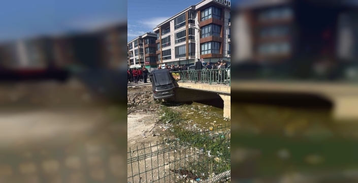 Afyonkarahisar'da zincirleme trafik kazası: 1 yaralı