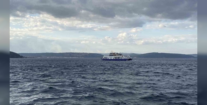 Bozcaada ve Gökçeada feribot seferleri olumsuz hava nedeniyle iptal edildi