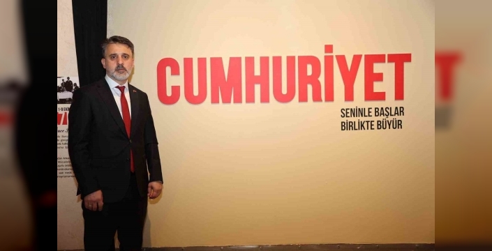 Bursa'da Cumhuriyet sergisi açıldı
