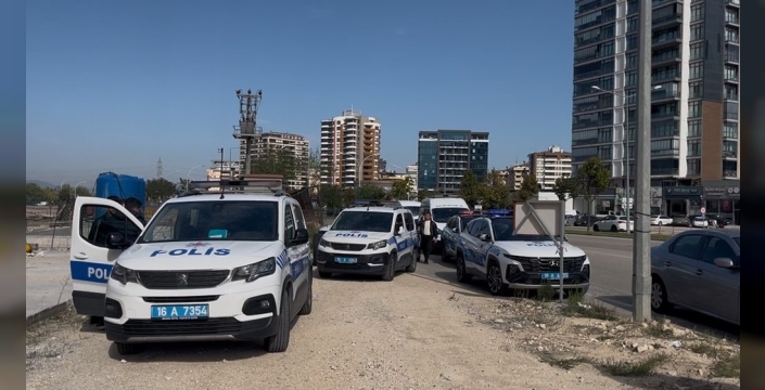 Bursa'da inşaat projesi sahibi satış ofisine ateş açtı