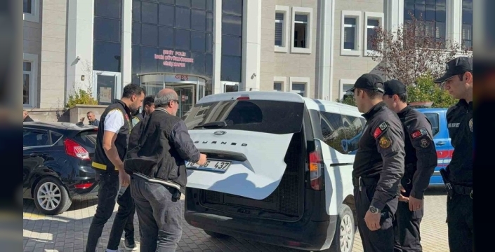 Bursa'da yaşlı çifte cinayet zanlısı tutuklandı