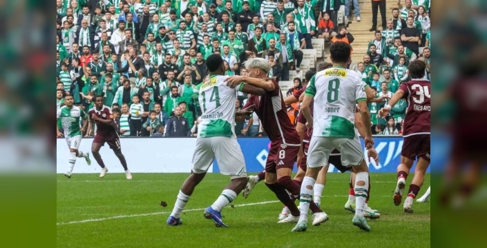 Bursaspor, Bandırmaspor'u 3-0 yendi