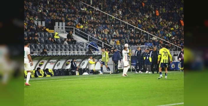Fenerbahçe, Alanyaspor karşısında net bir galibiyet elde etti